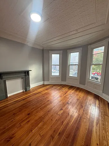 22 Benkard Ave. Photo 1