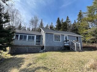 15 Granite Shr, Milbridge, ME 04658