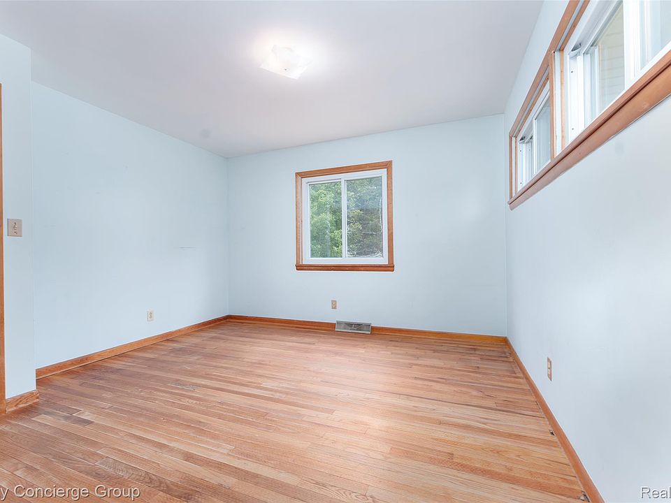 9648 Hyne Rd, photo 15