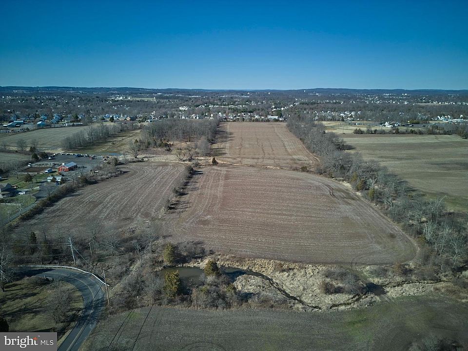 1st image of 2500 Yankee Rd