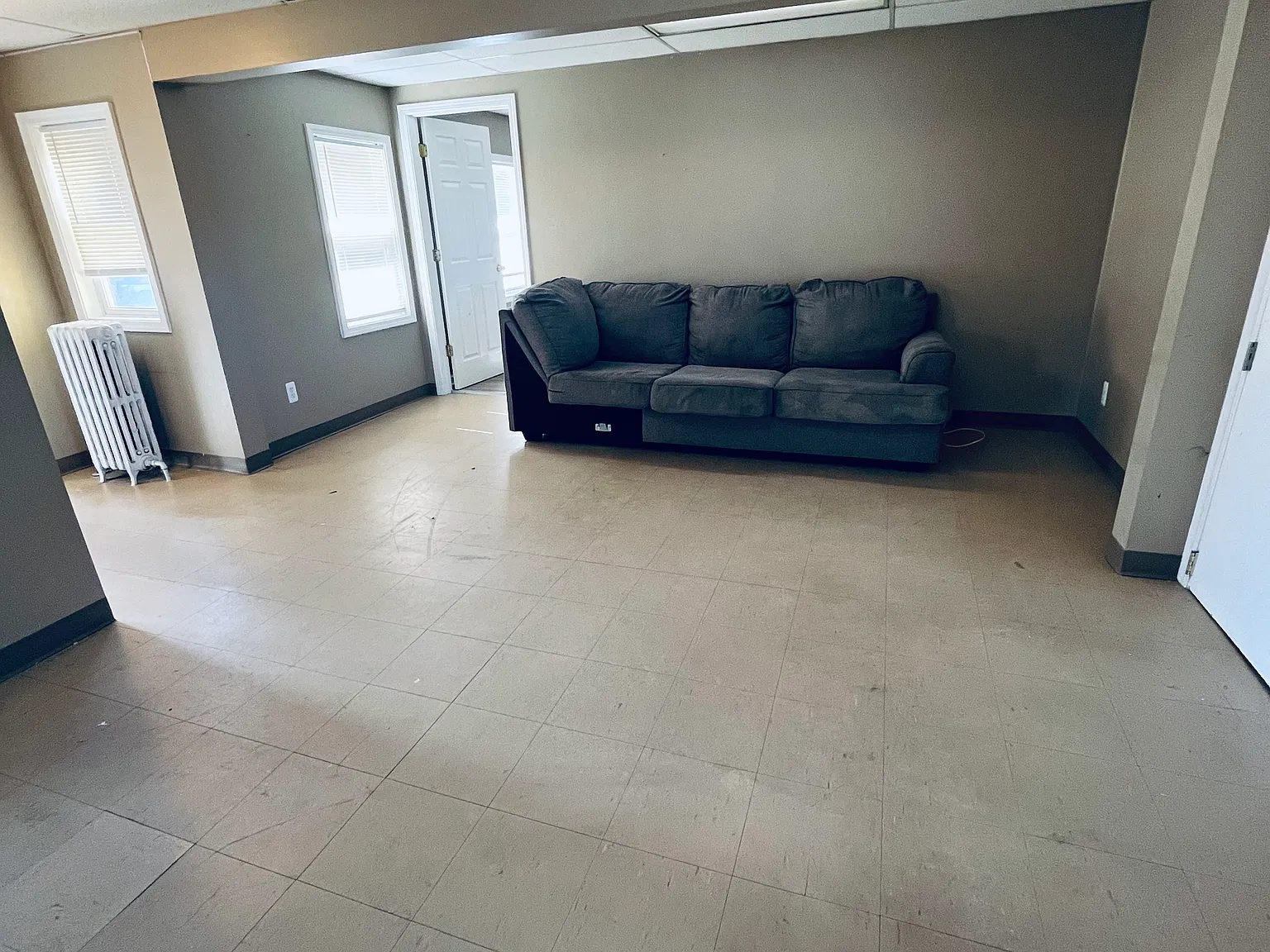 2 bed, 750 sqft, $1,100 — Photo 4