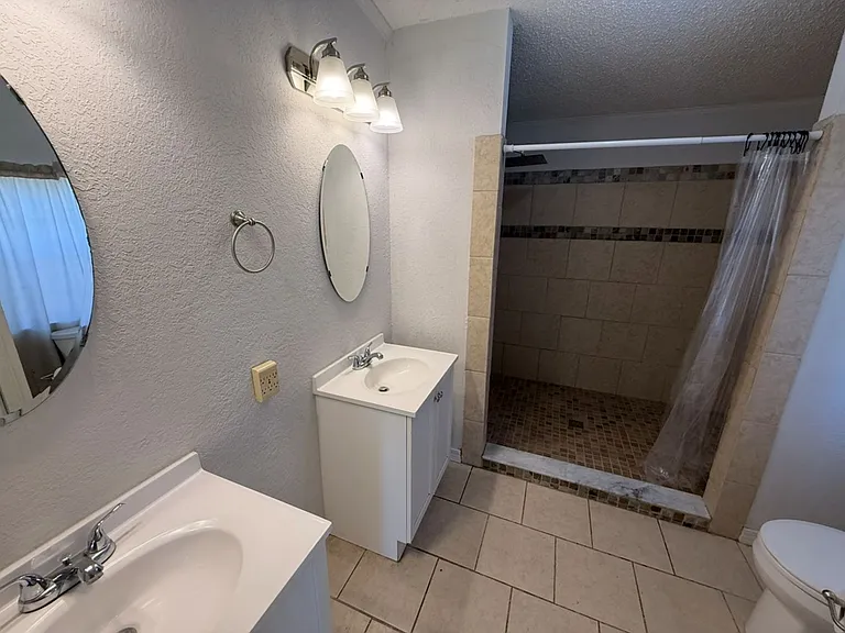 11513 Brancato Ln — Photo 7
