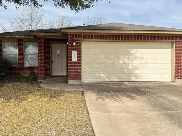 317 McCarthur Dr, Leander, TX 78641