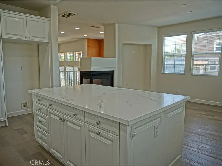 2099 Owens Dr — Photo 9