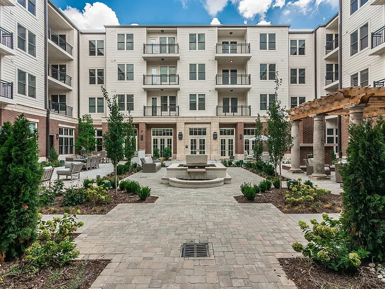 The Residences at Harpeth Square — Photo 15