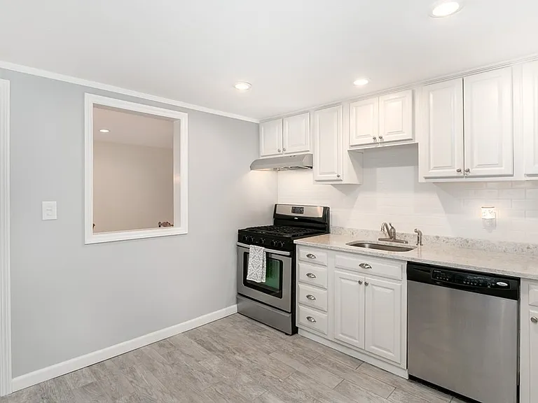 96 Sunrise Dr — Photo 6