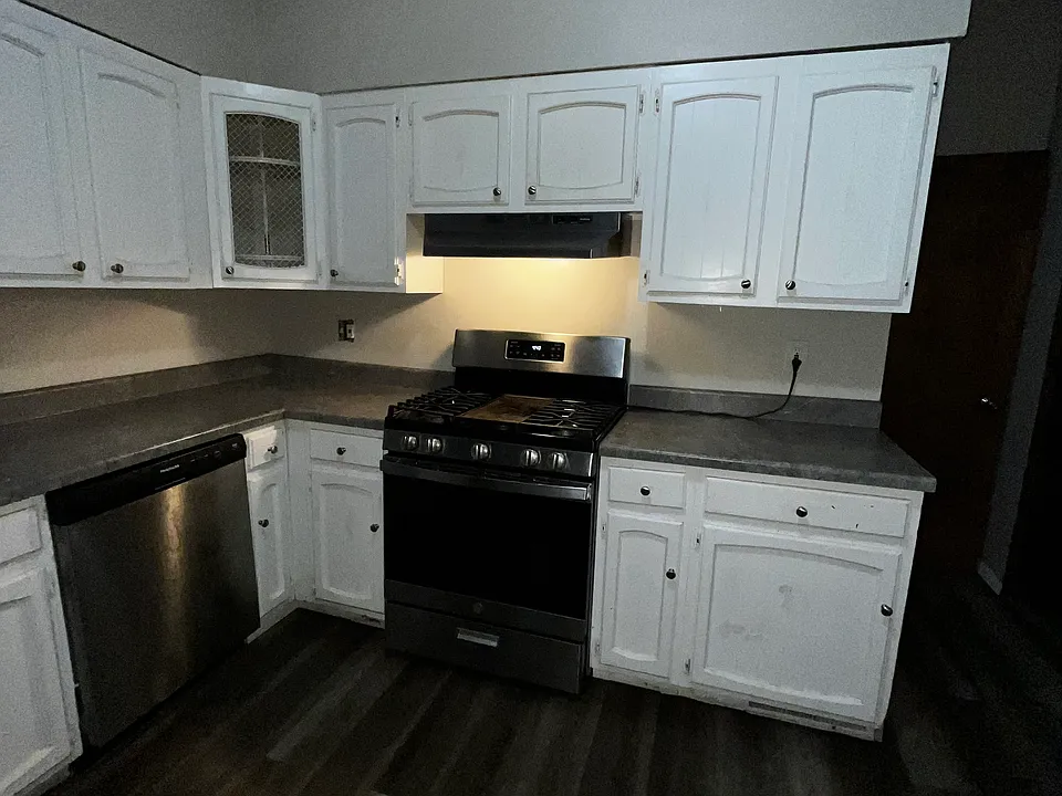 1704 Quincy Ave