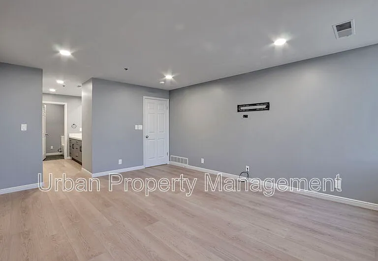 44 W Broadway #2405S — Photo 21