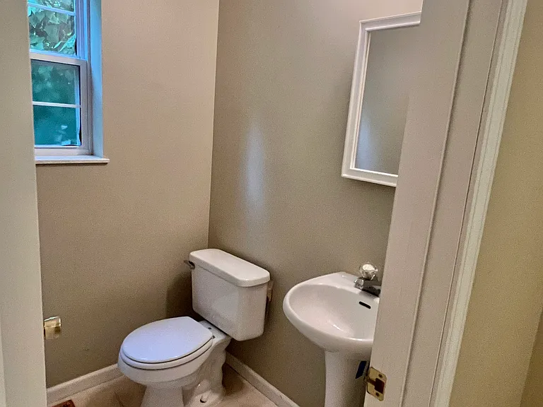 3745 Lemay Woods Dr — Photo 7