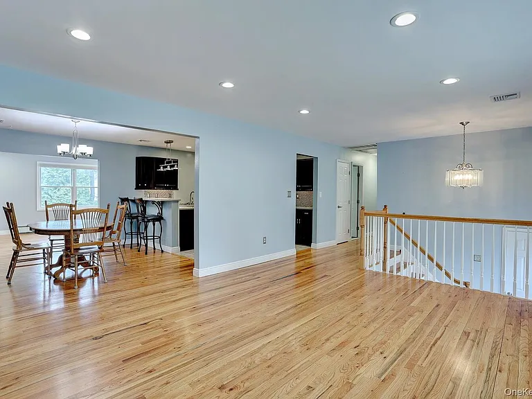 6 Hemlock Ln — Photo 8