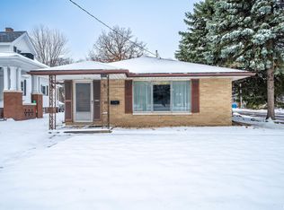 2327 N Prospect Rd, Peoria, IL 61603