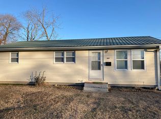 605 Hawthorn St, Houston, MO 65483