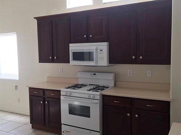 4th image of 6119 Magic Mesa St