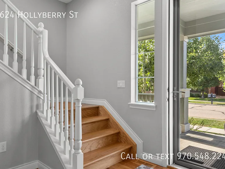 1624 Hollyberry St — Photo 4