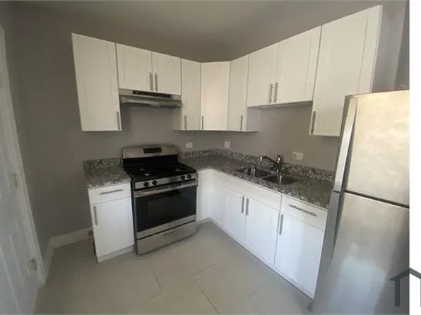 6958 S Vernon Ave, Chicago, IL 60637