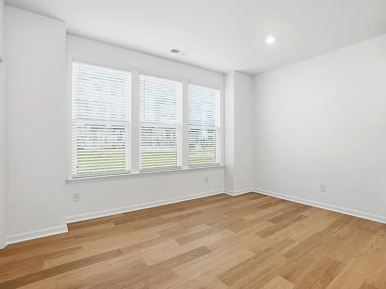 3016 Rexton Ln — Photo 22