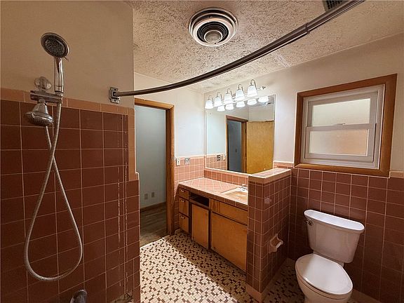 5th image of 345 E Enon Rd