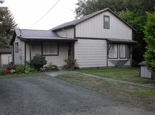 62991 SW 8th St, Coos Bay, OR 97420