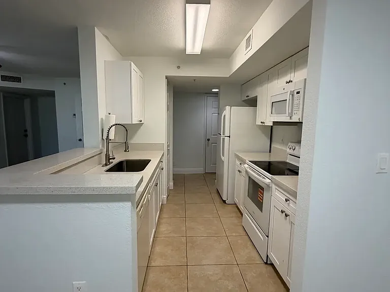 20850 SW 87th Ave #104 — Photo 2