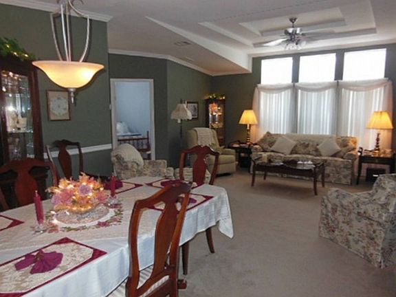3rd image of 1687 Deverly Dr