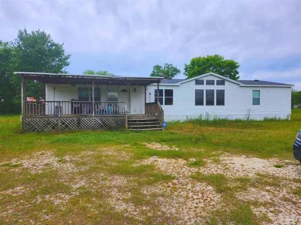 4051 Lambert Bridge Rd, Walnut Hill, FL 32568