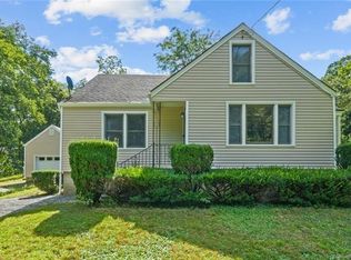 127 Roosevelt Ave, Norwich, CT 06360