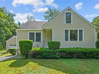 127 Roosevelt Avenue, Norwich, CT, 06360