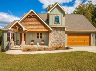 334 Willow Top Ln, Lake Lure, NC 28746