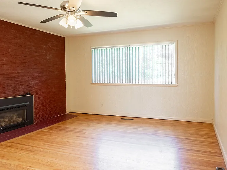822 Orion Dr — Photo 22
