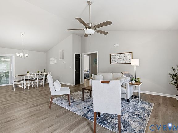 5th image of 10541 Lunswood Rd