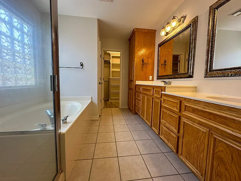14130 Coquina Bay Ave — Photo 17