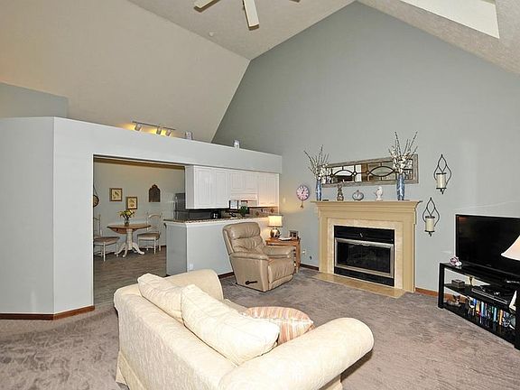2nd image of 7603 Pinesprings Dr W