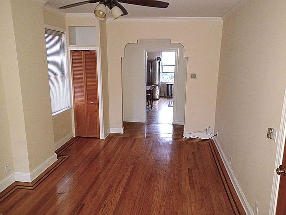 3rd image of 1041 Calhoun Ave