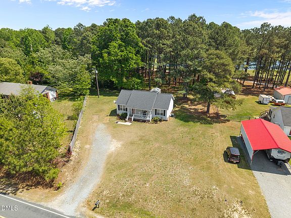 3rd image of 1495 Mabry Rd