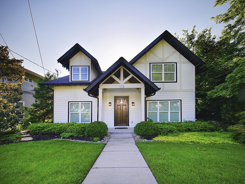 1st image of 113 38th Ave N