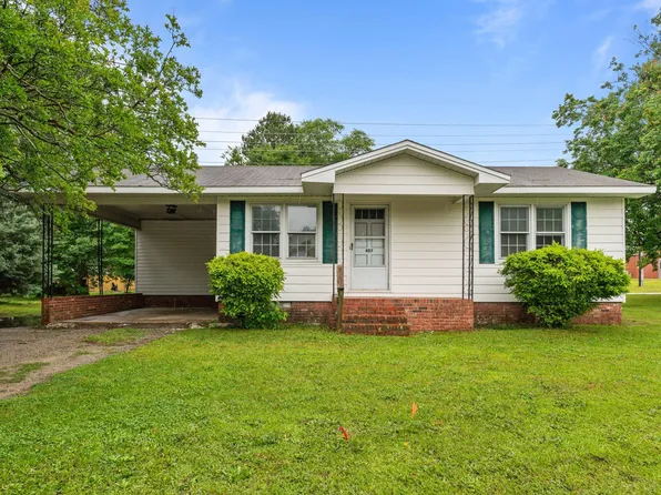 407 W Depot St, Angier, NC 27501