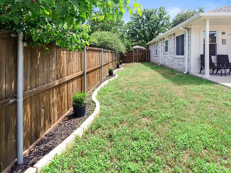 1531 Home Park Dr — Photo 52