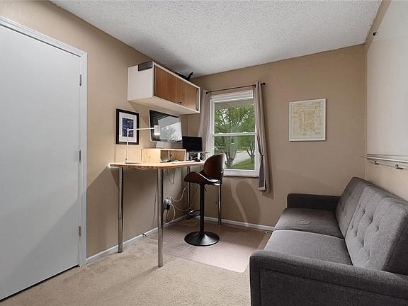 5th image of 5012 NW Downing St