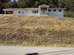 320 Cracker Bottom Rd, Martin, KY 41649