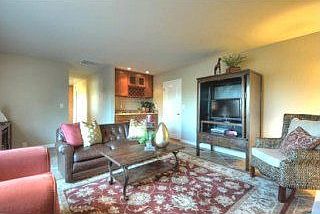 4th image of 1010 Shadow Brook Dr