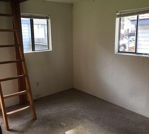 3rd image of 3801 Aspen Ave #2