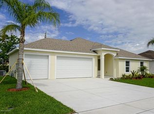 528 Glenbrook Cir, Rockledge, FL 32955