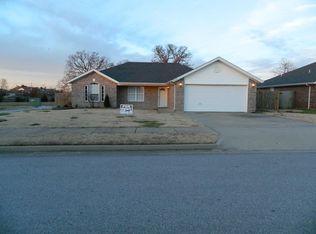 2504 SW 19th St, Bentonville, AR 72713