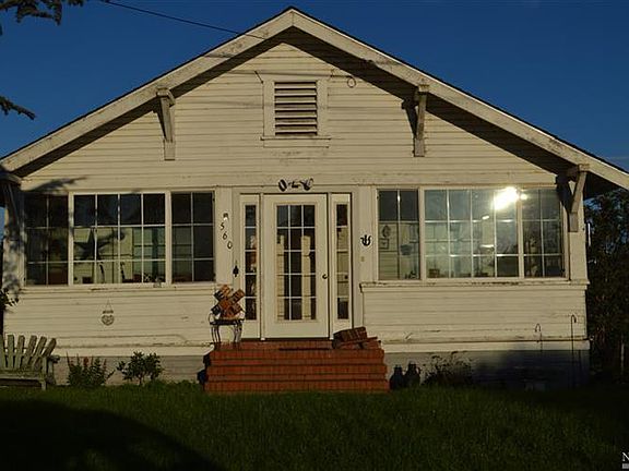 2nd image of 560 Bailey Ave