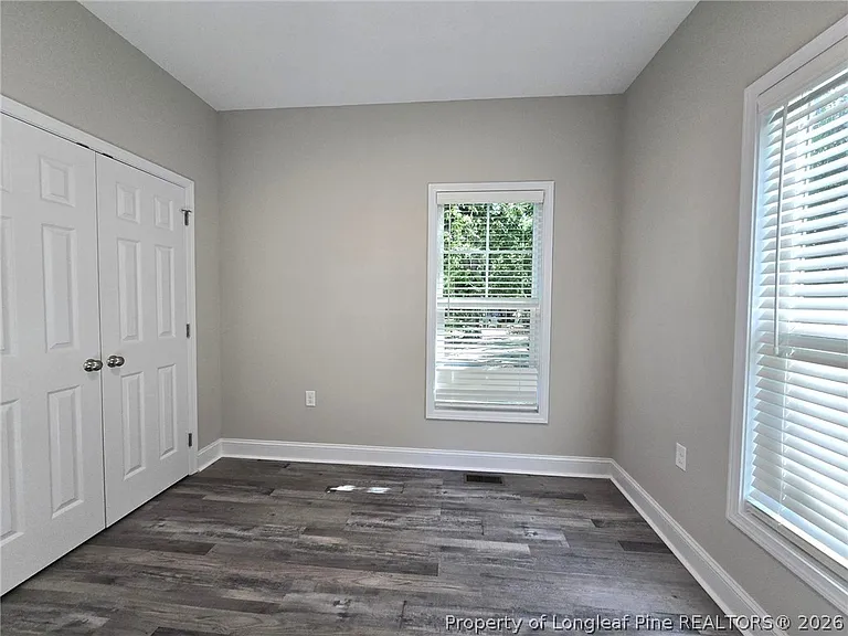 2123 Burnett Ave — Photo 36