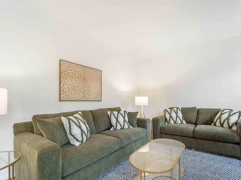 2005 Townvue Ct — Photo 11