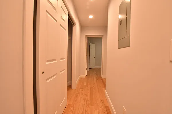 Rented by Clove Realty LLC | media 14