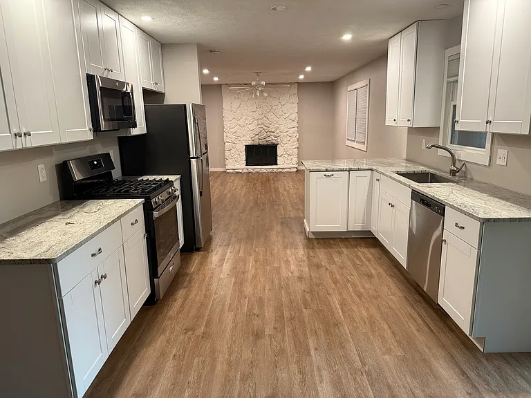 10475 Firefly Ct — Photo 2