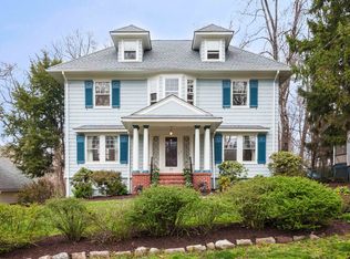 37 Oakland Rd, Maplewood, NJ 07040