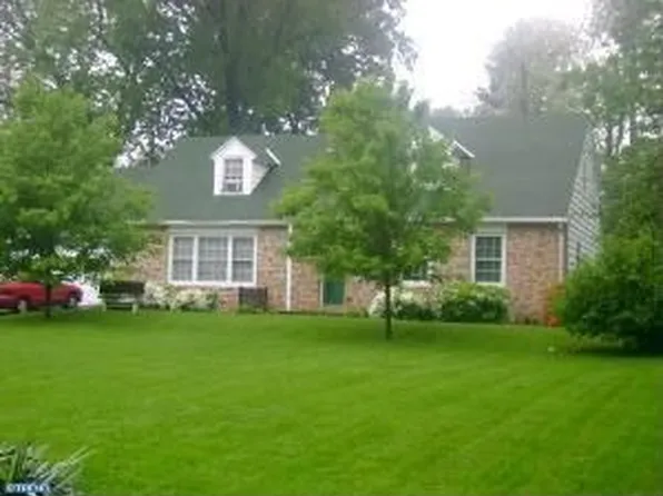 113 S Schuylkill Ave, Jeffersonville, PA 19403